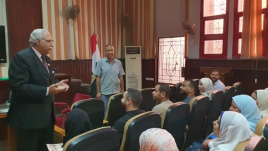 مدير تعليم القليوبية يتابع إجراءات توقيع عقود المعلمين الجدد على مستوى المحافظة 33 FB IMG 1758798843123