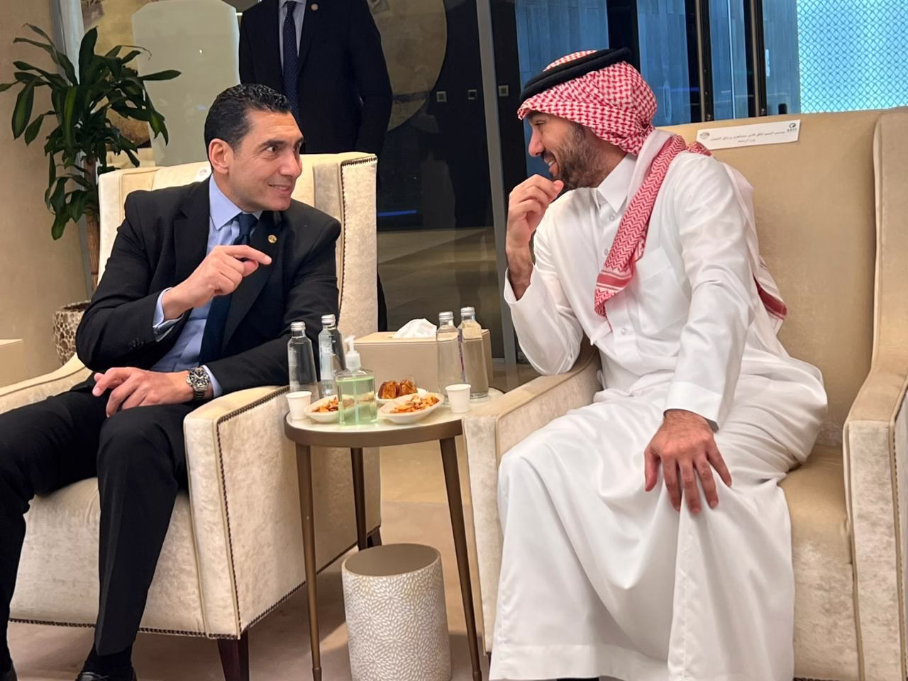 جوهر نبيل في ضيافة الأمير عبد العزيز بن تركي الفيصل لتوطيد التعاون الشبابي الرياضي المشترك بين البلدين 5 IMG 20260327 WA0257